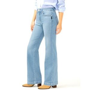 Silver Avery Trouser Women's Classic Blue Jeans 32/31 Denim Casual Everyday